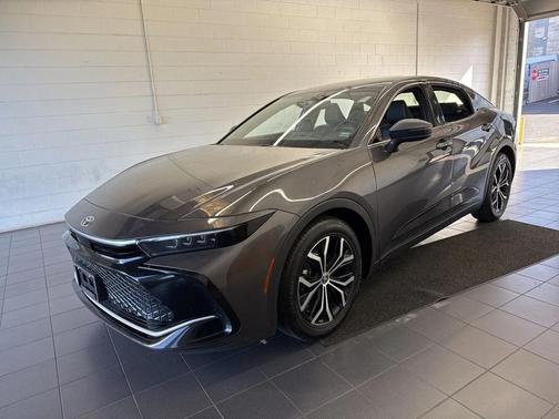 2024 Toyota Crown Limited