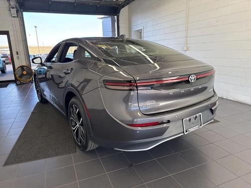 2024 Toyota Crown Limited