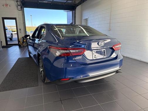 2023 Toyota Camry XLE