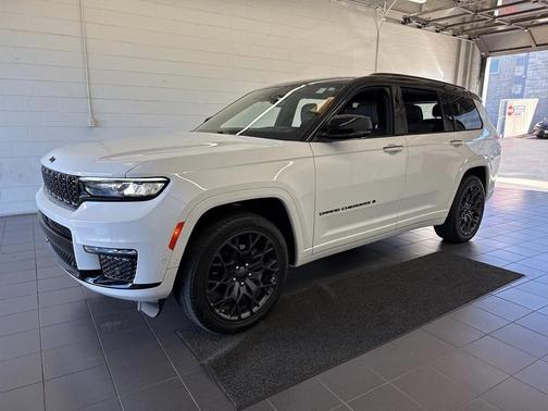 2023 Jeep Grand Cherokee L Summit Reserve