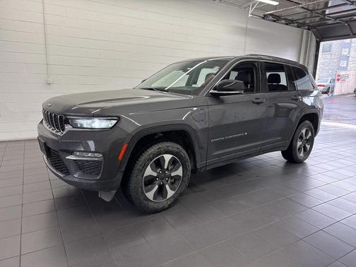 2022 Jeep Grand Cherokee 4xe Base