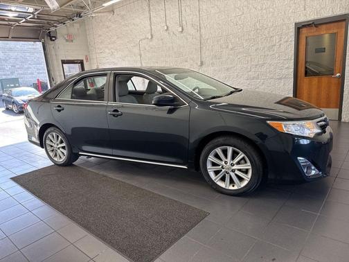 Black Metallic 2012 Toyota Camry XLE