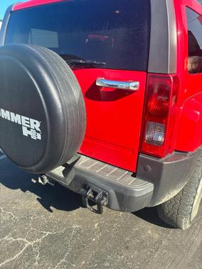 2010 Hummer H3 Base