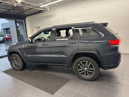 2017 Jeep Grand Cherokee Trailhawk