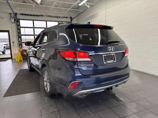 2018 Hyundai SANTA FE SE