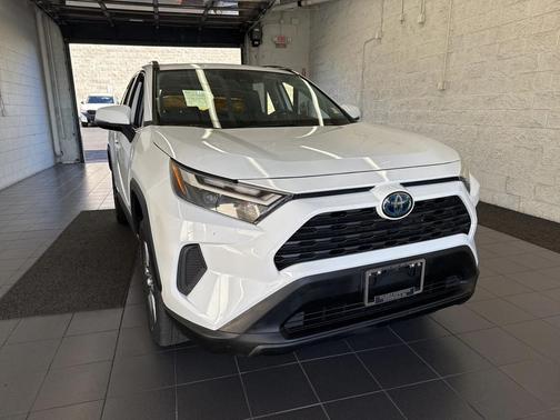 2023 Toyota RAV4 Hybrid XLE