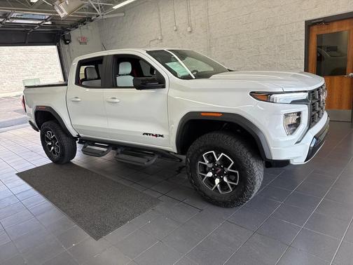 2024 GMC Canyon AT4X