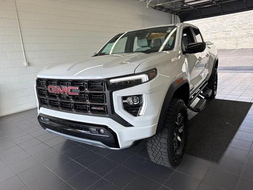 2024 GMC Canyon AT4X