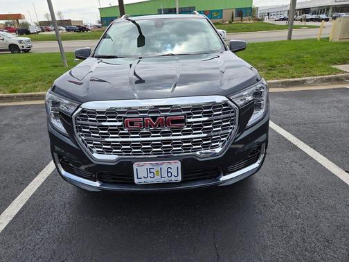 Hunter Metallic 2022 GMC Terrain Denali