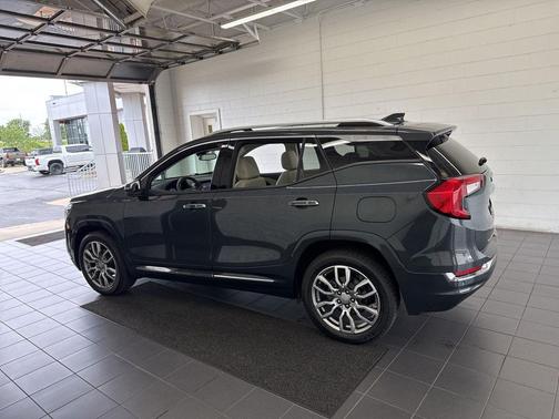 Hunter Metallic 2022 GMC Terrain Denali