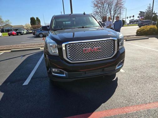 2017 GMC Yukon XL Denali