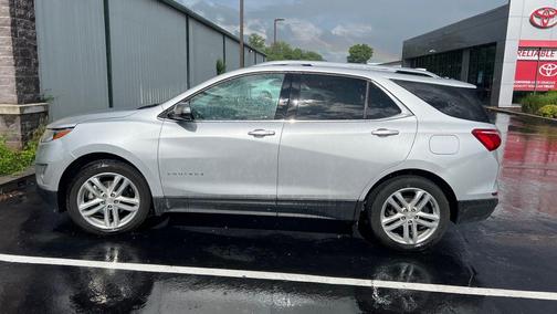 Silver Ice Metallic 2019 Chevrolet Equinox Premier w/2LZ