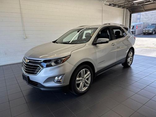 Silver Ice Metallic 2019 Chevrolet Equinox Premier w/2LZ