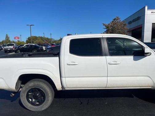 2018 Toyota Tacoma SR5