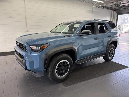 2025 Toyota 4Runner TRD Off Road