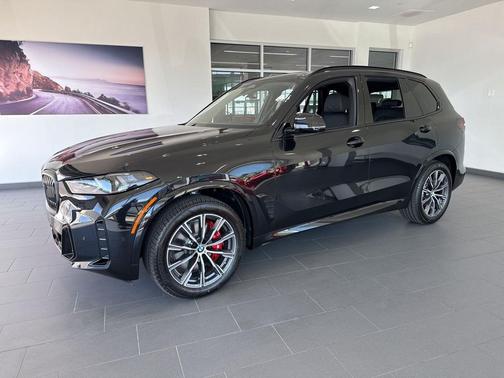 Black Sapphire Metallic 2026 BMW X5 xDrive40i
