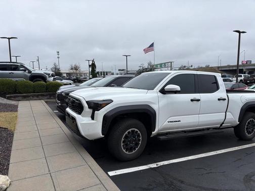 2025 Toyota Tacoma TRD Off Road