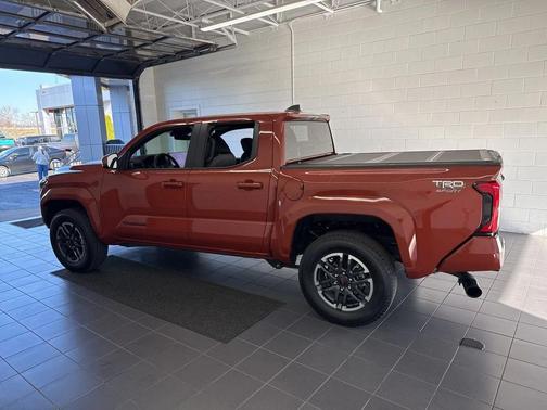2025 Toyota Tacoma TRD Sport