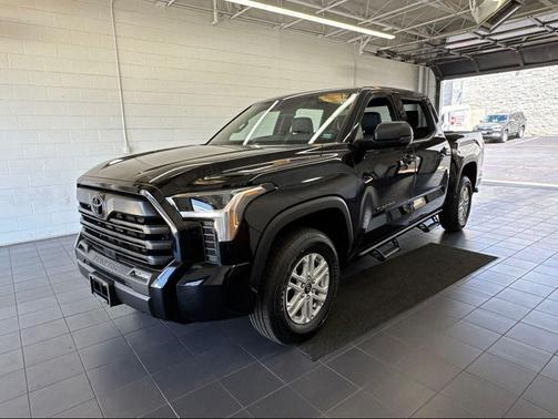 Black Metallic 2026 Toyota Tundra SR5
