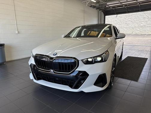 2026 BMW 550e xDrive