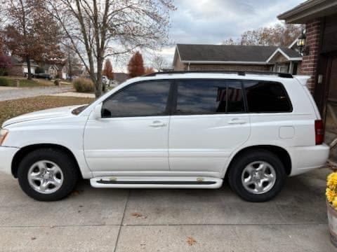 2002 Toyota Highlander Base