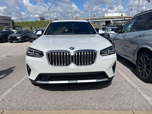 White Metallic 2023 BMW X3 xDrive30i