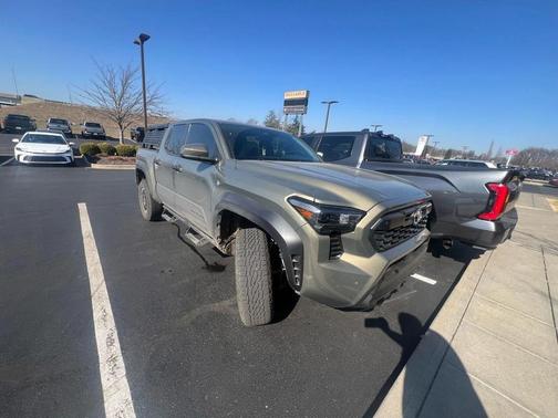 2025 Toyota Tacoma TRD Off Road