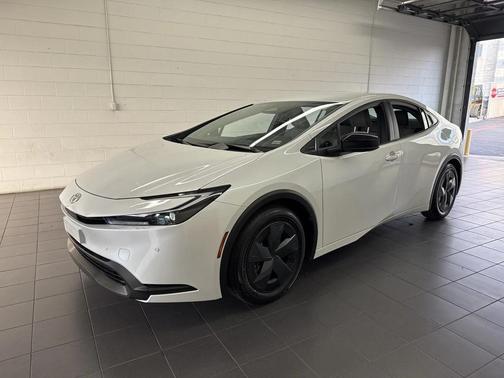 2026 Toyota Prius LE