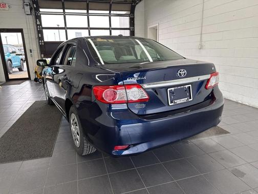 2011 Toyota Corolla LE
