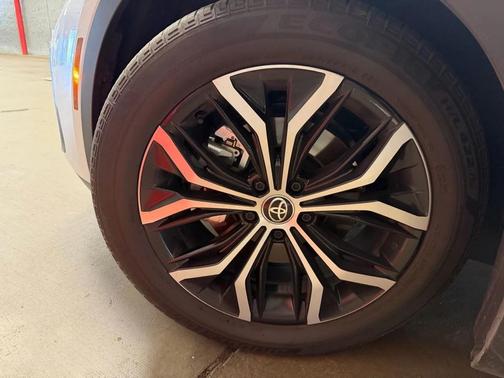 2023 Toyota Crown XLE