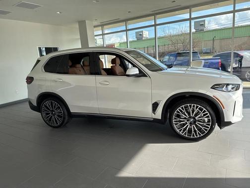 2025 BMW X5 xDrive40i