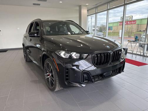 Black Sapphire Metallic 2026 BMW X5 M60i