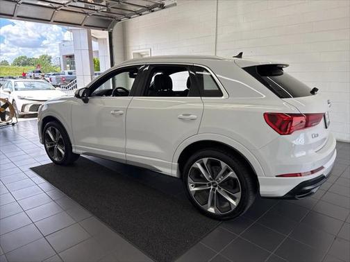 2020 Audi Q3 45 S line Premium Plus
