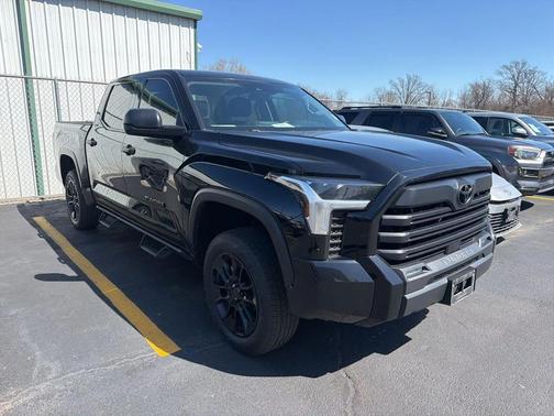 2023 Toyota Tundra SR5