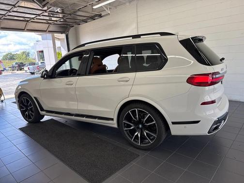 2021 BMW X7 xDrive40i