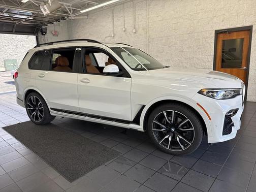 2021 BMW X7 xDrive40i