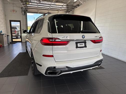 2021 BMW X7 xDrive40i