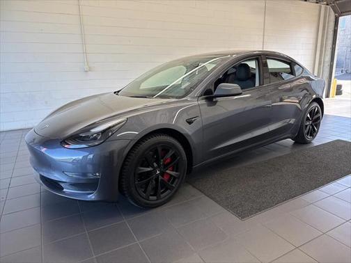 2022 Tesla Model 3 Long Range