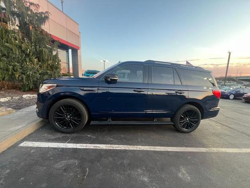2018 Lincoln Navigator Black Label