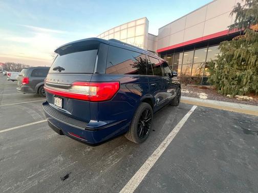 2018 Lincoln Navigator Black Label