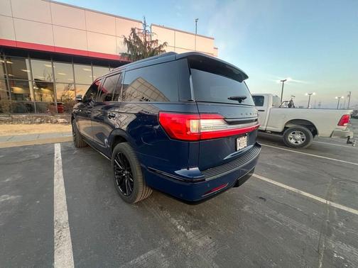 2018 Lincoln Navigator Black Label