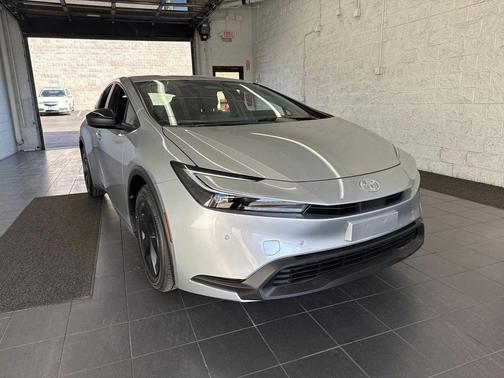 2026 Toyota Prius LE