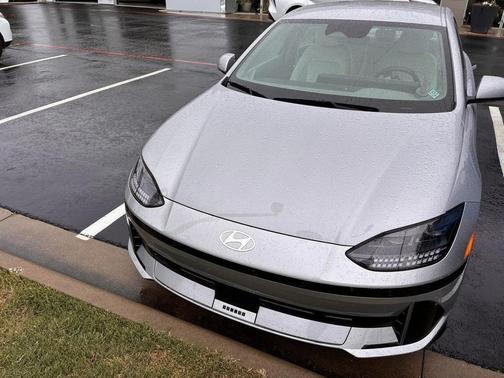 2023 Hyundai IONIQ 6 SEL