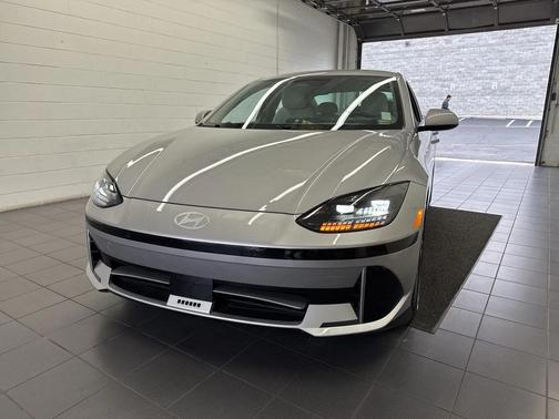 2023 Hyundai IONIQ 6 SEL