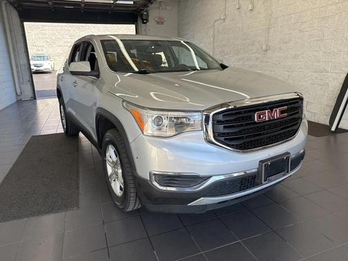 2018 GMC Acadia SLE-1
