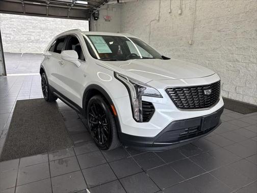 2023 Cadillac XT4 Luxury