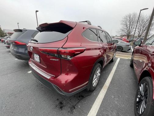 2021 Toyota Highlander Hybrid Limited