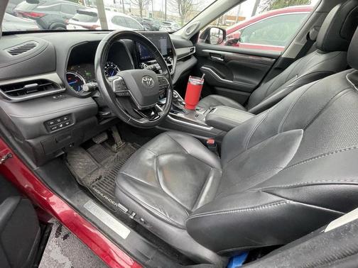 2021 Toyota Highlander Hybrid Limited