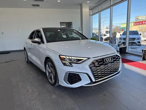 2023 Audi S3 Premium Plus TFSI quattro S tronic