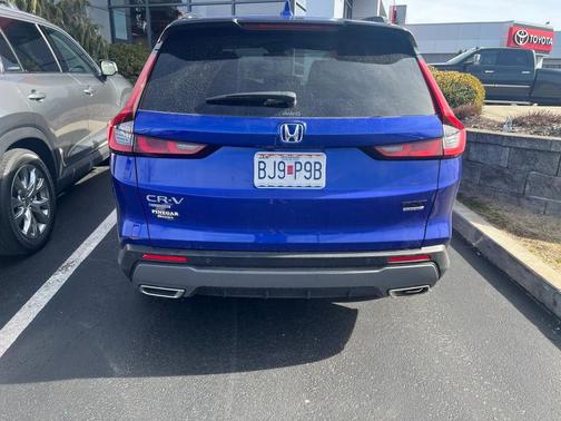 2025 Honda CR-V Hybrid Sport Touring AWD